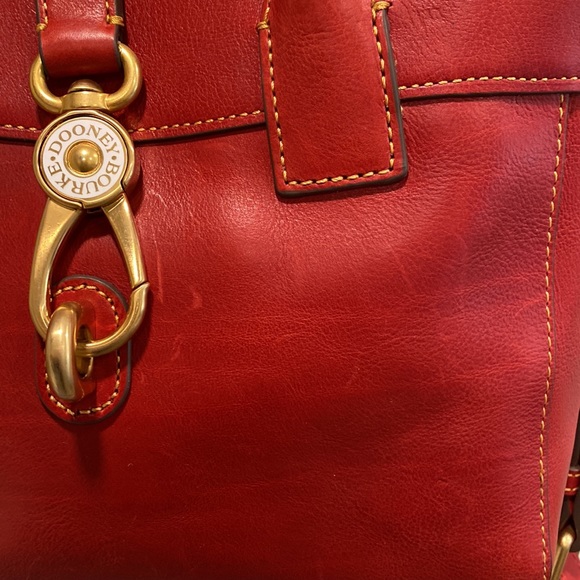Dooney & Bourke Florentine Amelie Tote Crossbody in Red NWOT - Picture 13 of 13